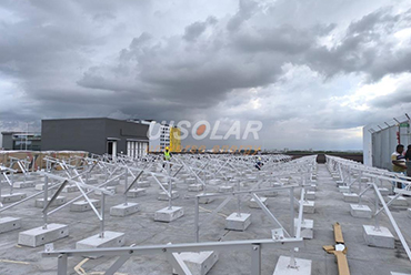 フランス：第9回屋上太陽光発電（PV）入札では応募数が不足し、電気料金が下落した。